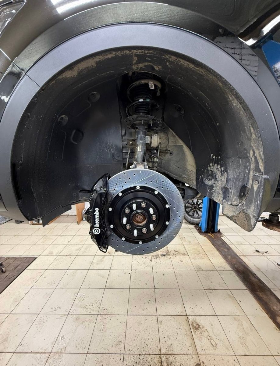 Установка усиленного тормозного комплекта Brembo GT6 с диаметром…