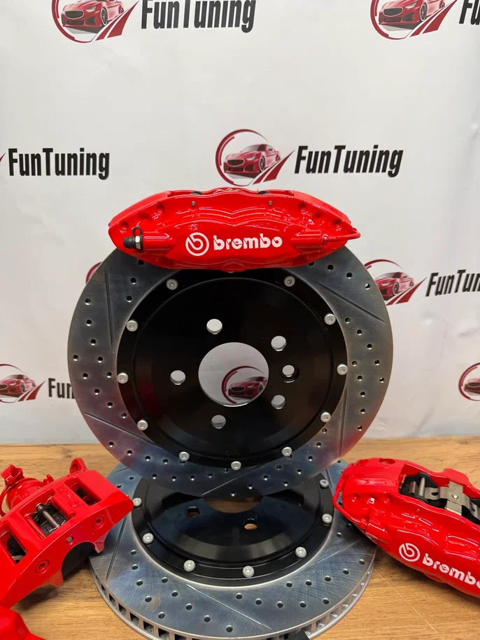 Тормозная система Brembo F40, диски 355 мм с дополнительным приводом для ручника на автомобиль Volkswagen Multivan на заднюю ось — изображение 3