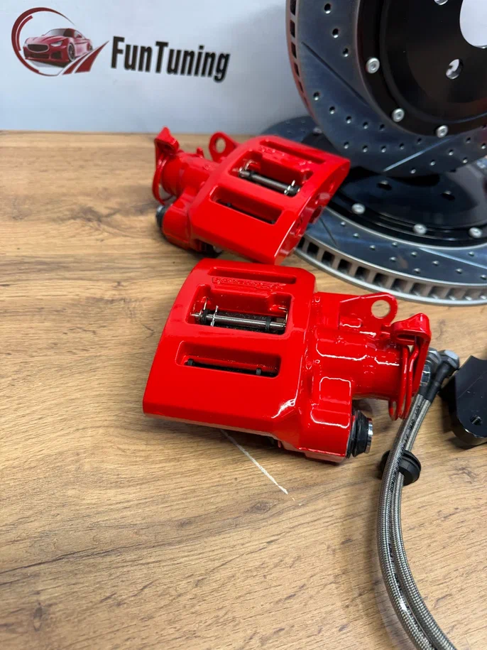 Тормозная система Brembo F40, диски 355 мм с дополнительным приводом для ручника на автомобиль Volkswagen Multivan на заднюю ось — изображение 8