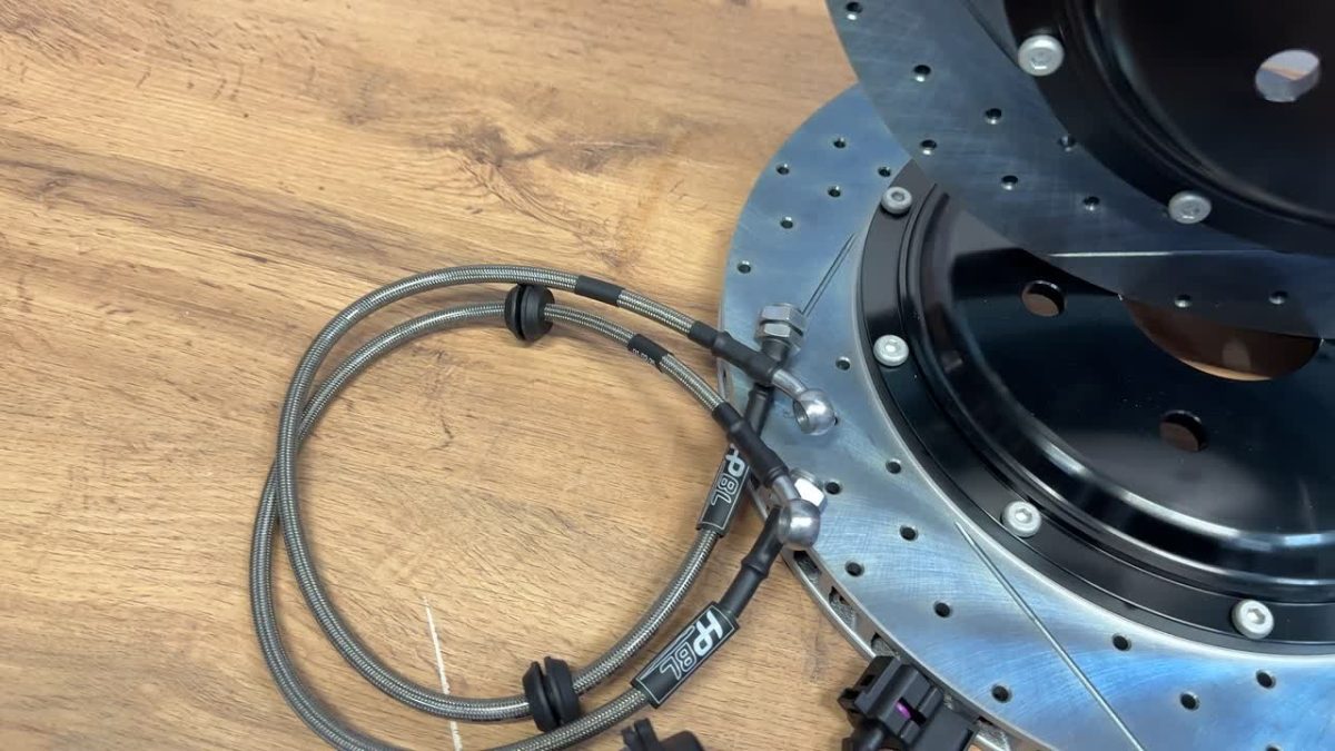 Видео от FunTuning